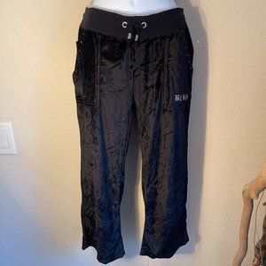 BCBG Max Azria Black Crushed Velvet Joggers M Cropped Low Rise Drawstring Pants